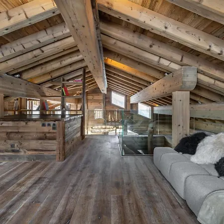 Alpine Crown Luxury Chalet Escape In St. Anton アパート